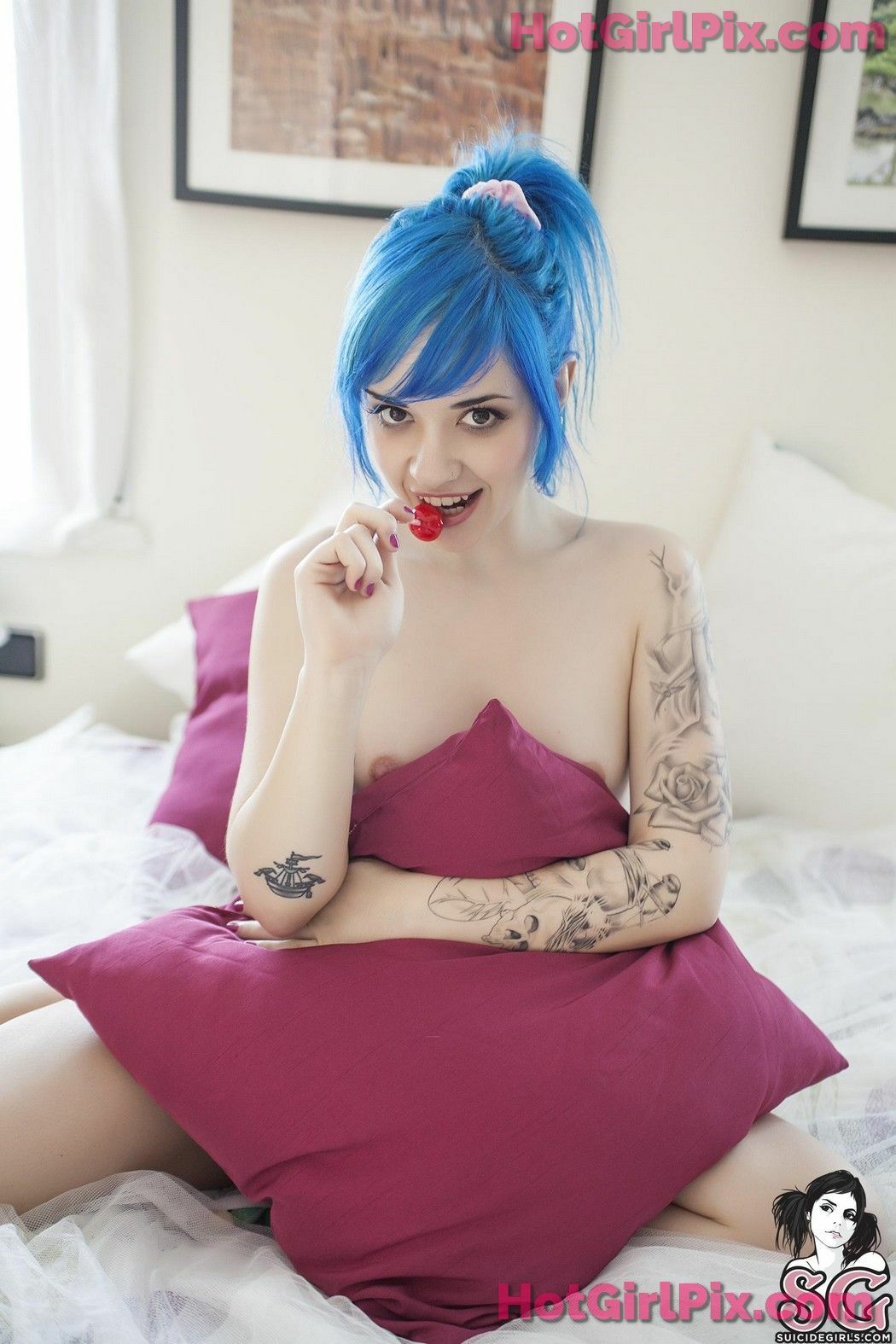 [Suicide Girls] Saria - Candylicious
