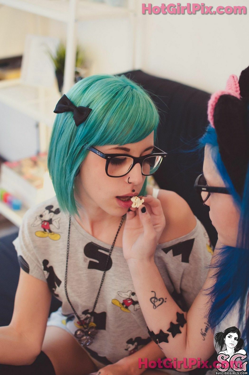 [Suicide Girls] Saria - Minnie Miny Moe (with Yotsuba)
