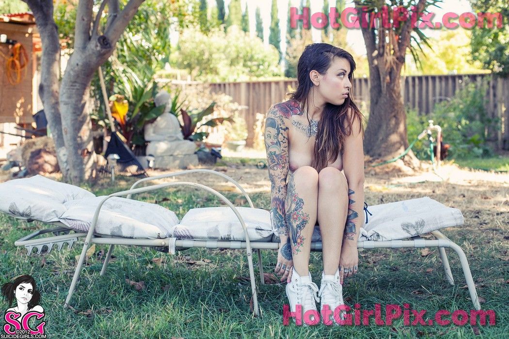 [Suicide Girls] Carrina - Verite