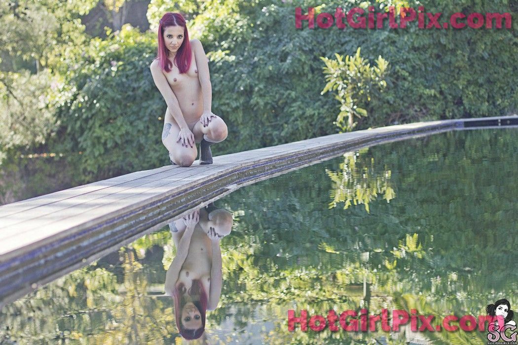 [Suicide Girls] Saria - Wanna Be My Neighbor