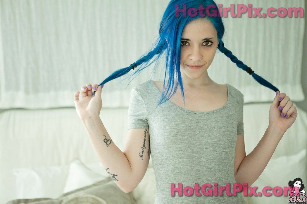 [Suicide Girls] Saria - Undisclosed Desires
