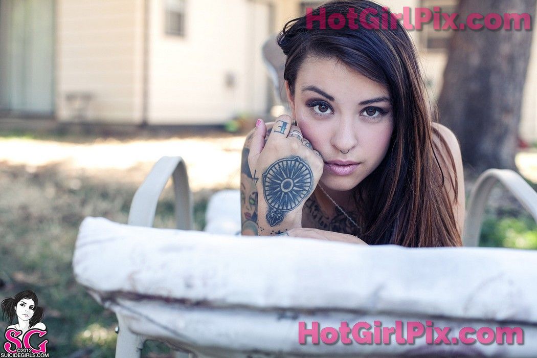[Suicide Girls] Carrina - Verite