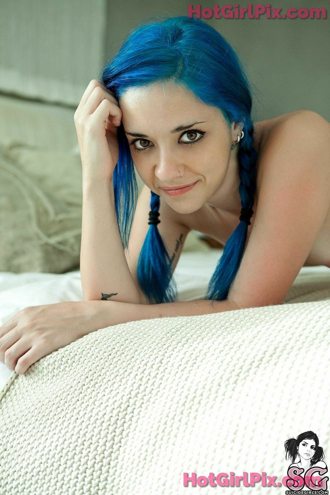 [Suicide Girls] Saria - Undisclosed Desires