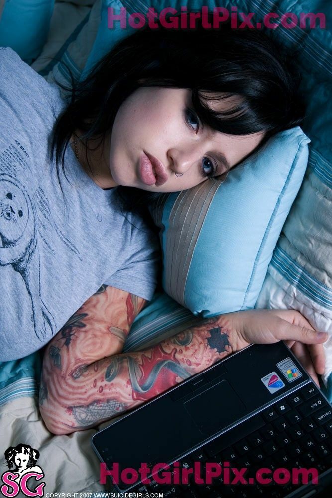 [Suicide Girls] Sash - Spread the Love