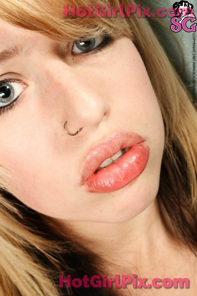 [Suicide Girls] Sash - Mattress