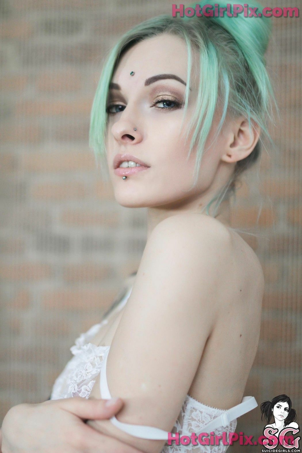 [Suicide Girls] Sashabrink - Perfect Skin