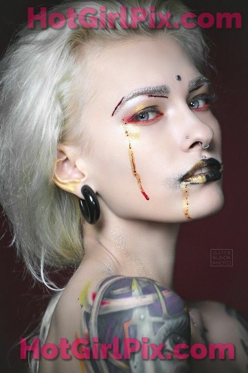 [Suicide Girls] Sashabrink - Halloween