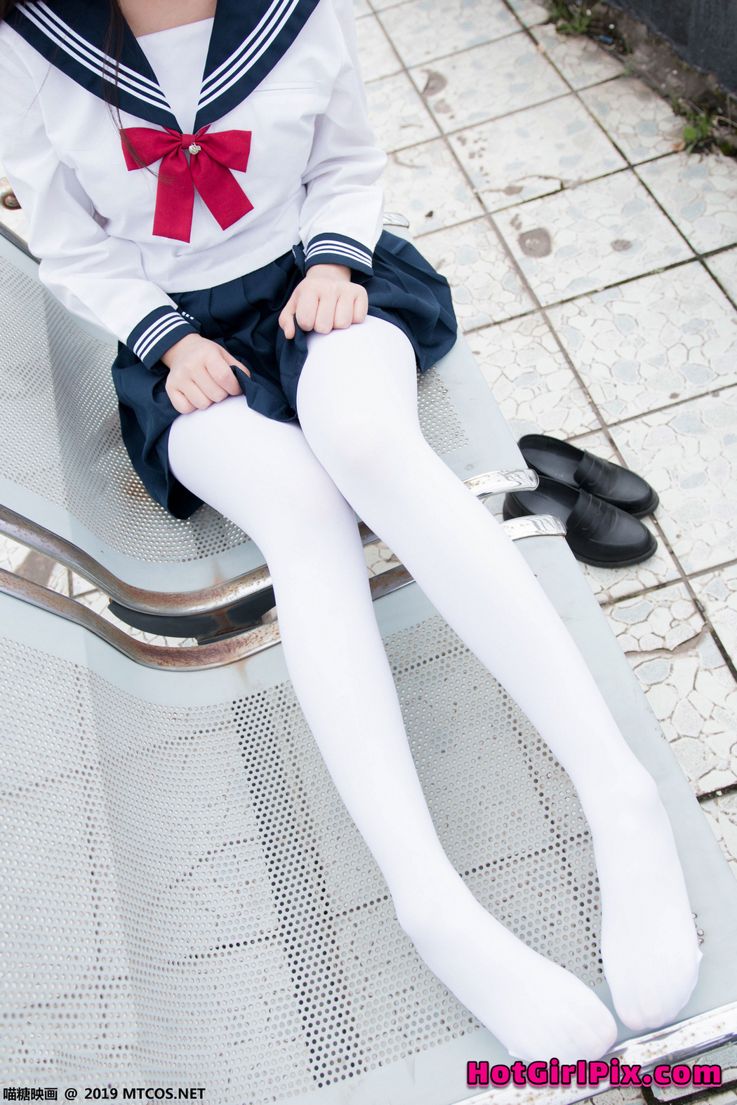 [MTCos] 喵糖映画 Vol.067 半度度度喵 喵喵的白丝水手服