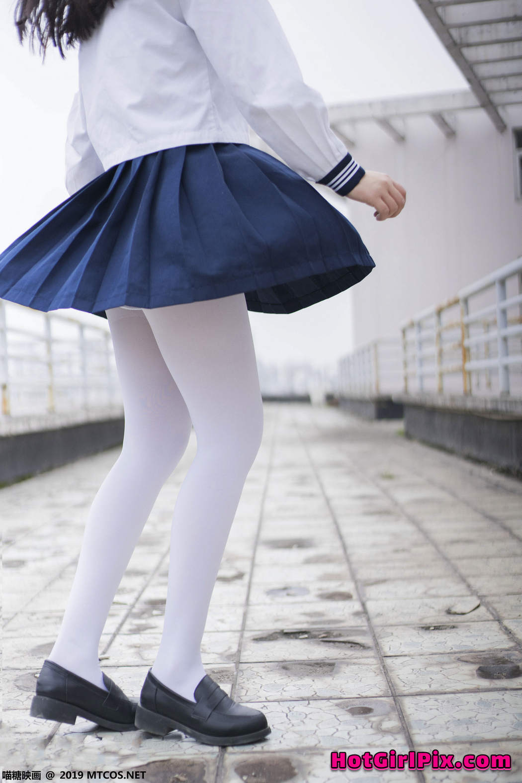 [MTCos] 喵糖映画 Vol.067 半度度度喵 喵喵的白丝水手服