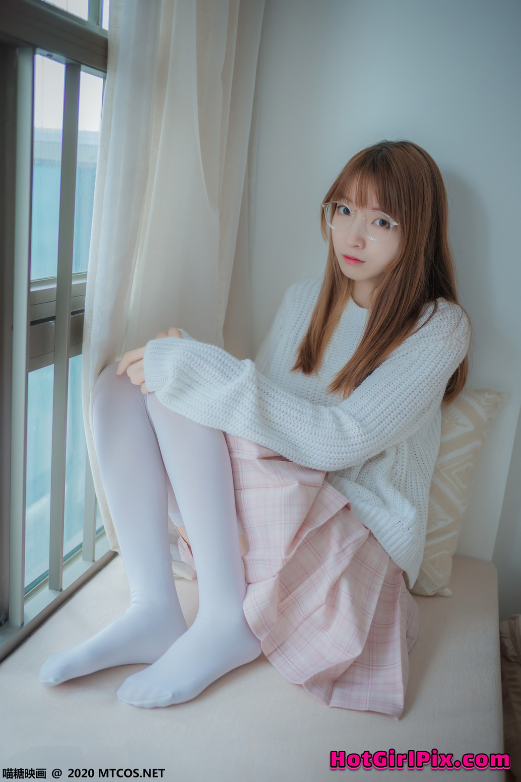 [MTCos] 喵糖映画 Vol.077 粉格裙的眼睛娘