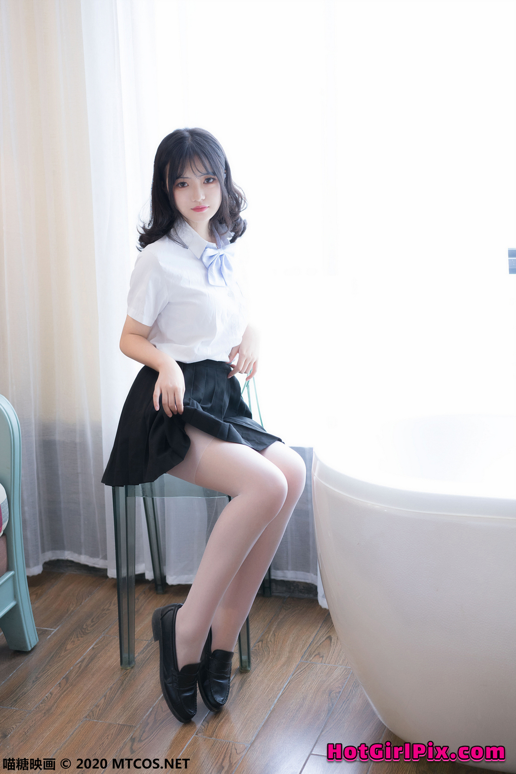 [MTCos] 喵糖映画 Vol.093 丝袜酷女孩 Cover Photo