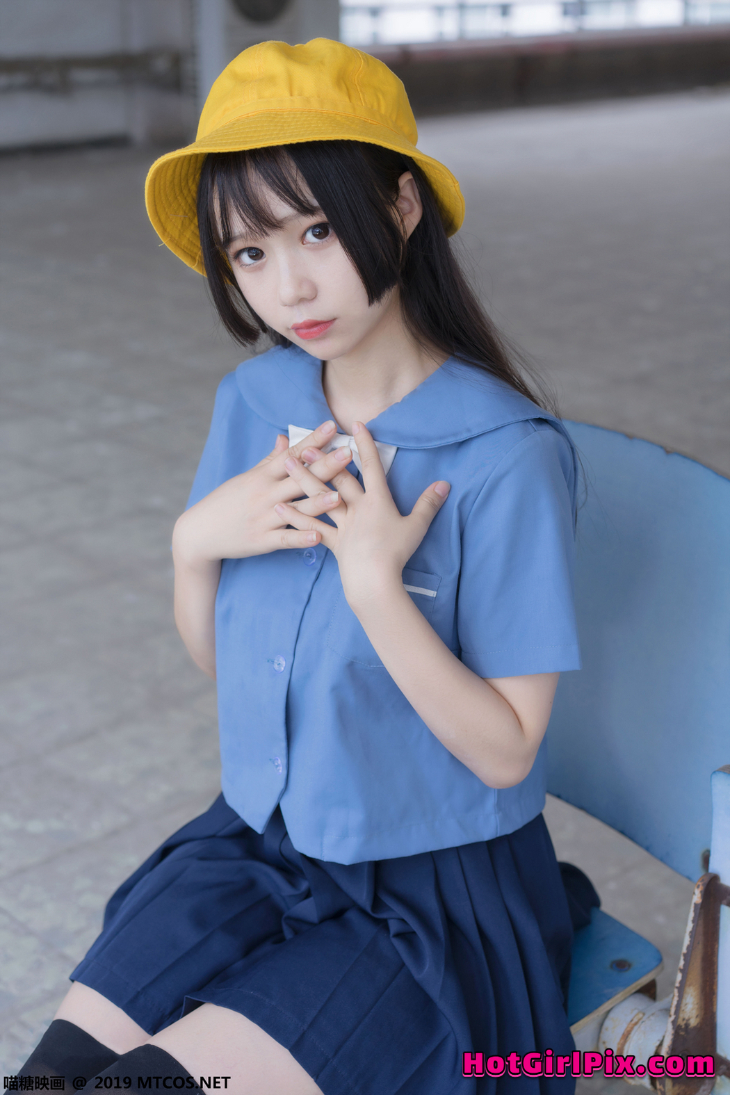 [MTCos] 喵糖映画 Vol.070 半度度度喵 小黄帽女孩