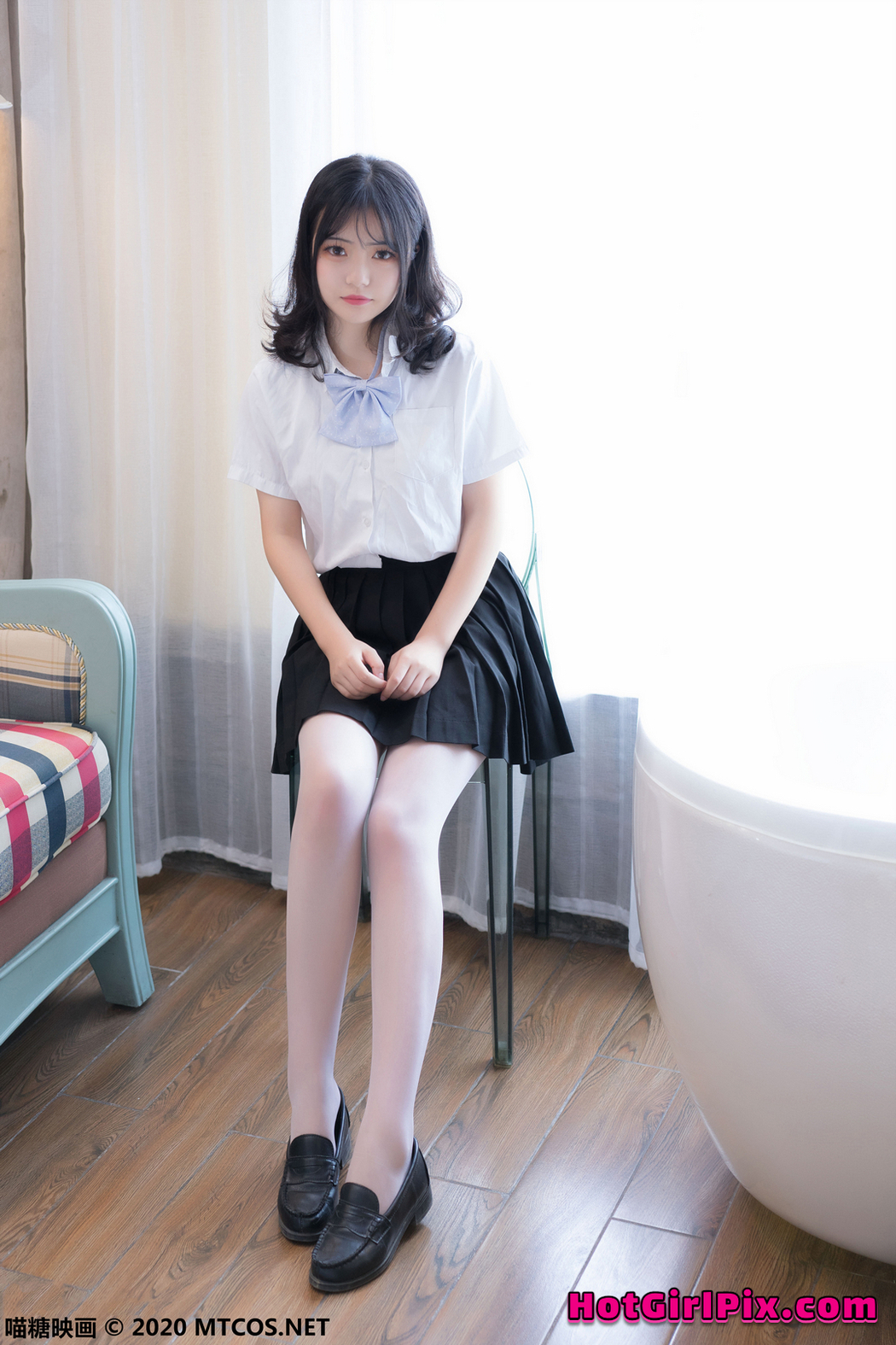 [MTCos] 喵糖映画 Vol.093 丝袜酷女孩