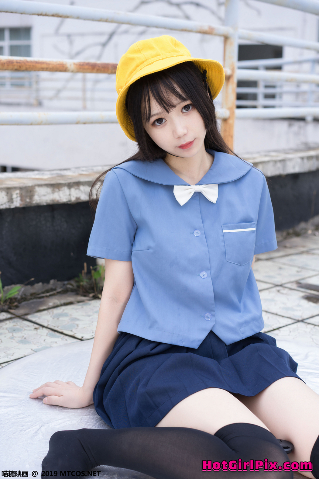 [MTCos] 喵糖映画 Vol.070 半度度度喵 小黄帽女孩