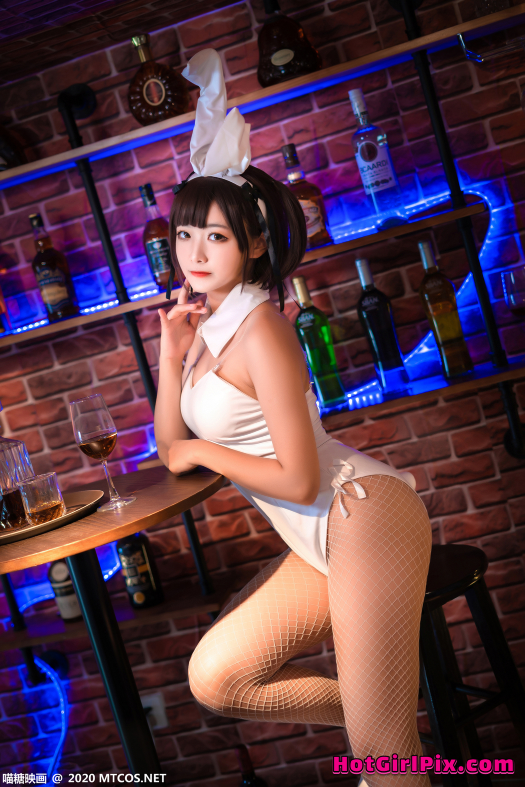 [MTCos] 喵糖映画 Vol.080 网袜兔女郎
