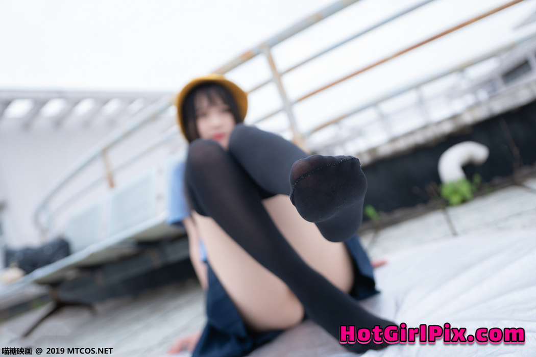 [MTCos] 喵糖映画 Vol.070 半度度度喵 小黄帽女孩