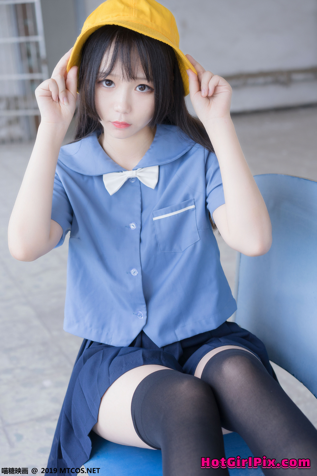 [MTCos] 喵糖映画 Vol.070 半度度度喵 小黄帽女孩
