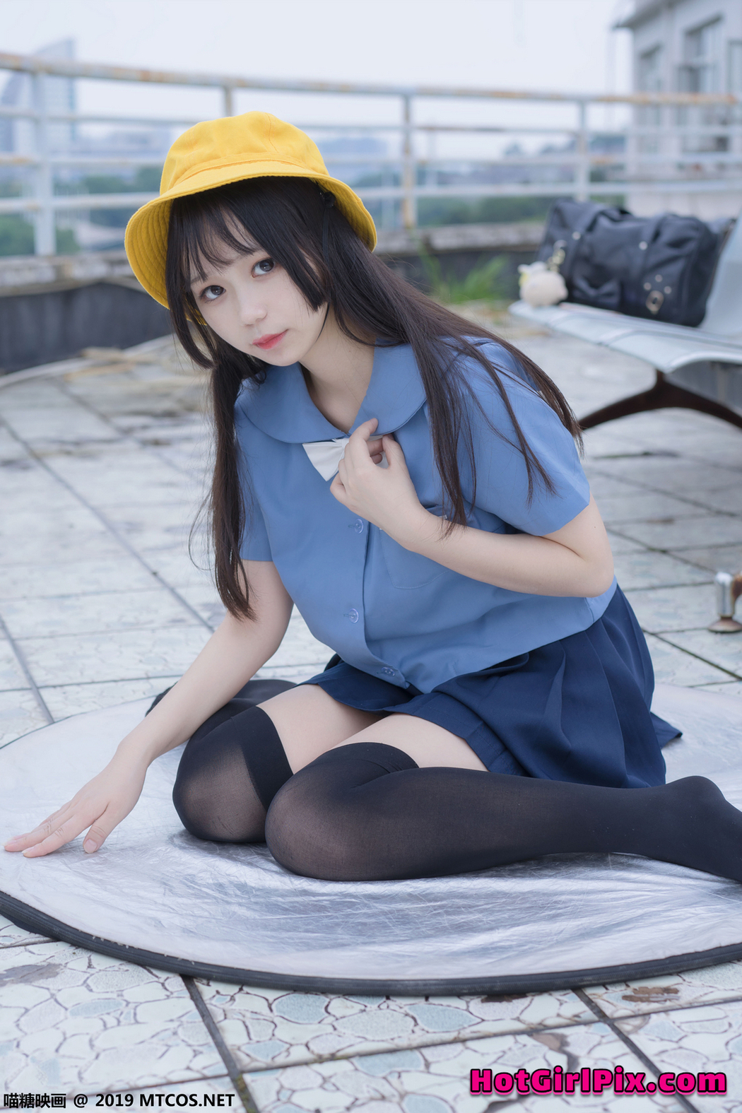 [MTCos] 喵糖映画 Vol.070 半度度度喵 小黄帽女孩