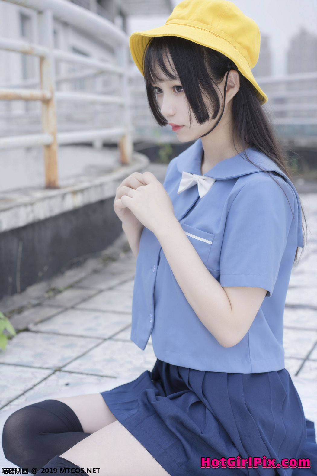 [MTCos] 喵糖映画 Vol.070 半度度度喵 小黄帽女孩