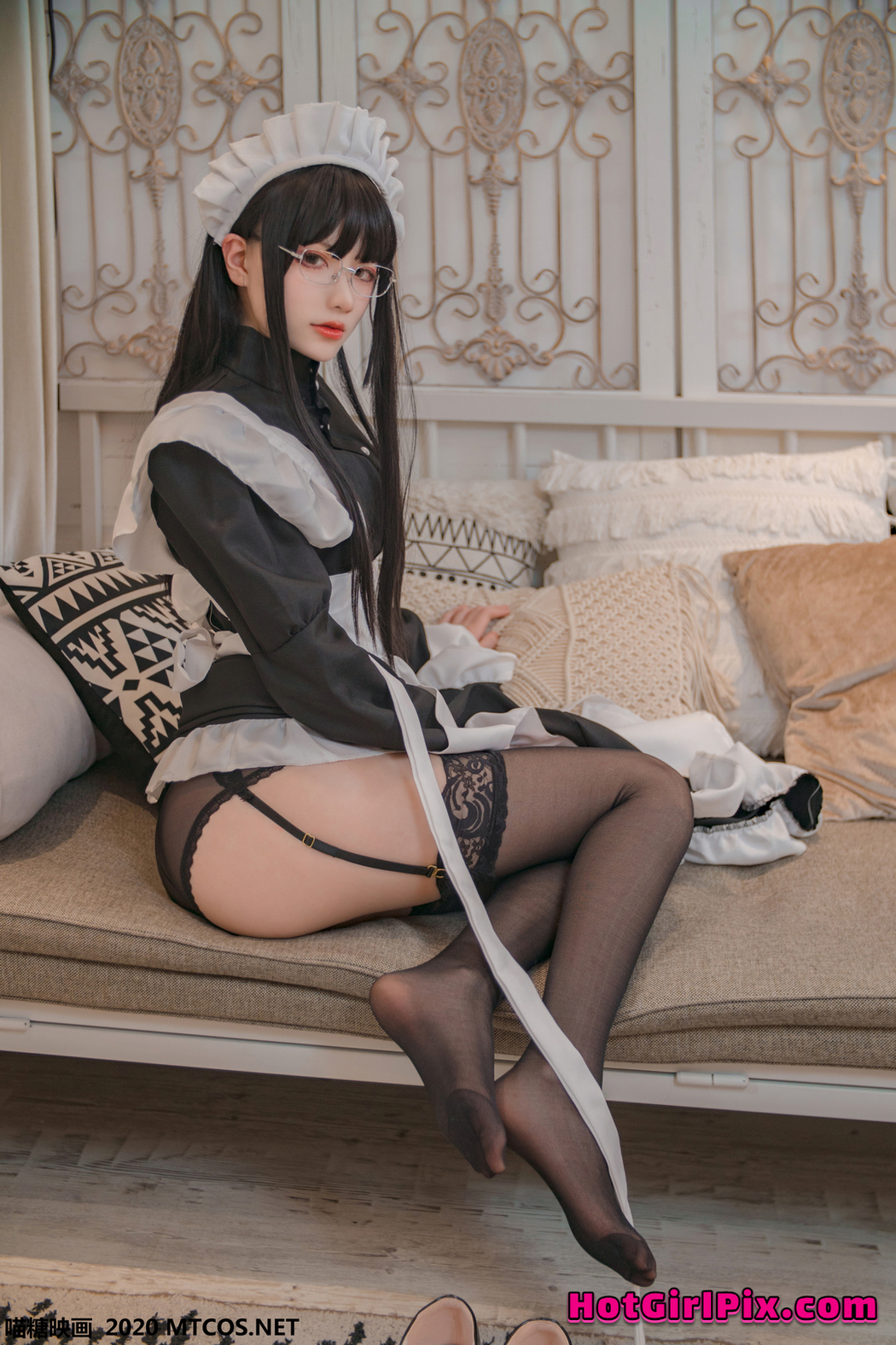 [MTCos] 喵糖映画 Vol.120 女仆眼镜娘