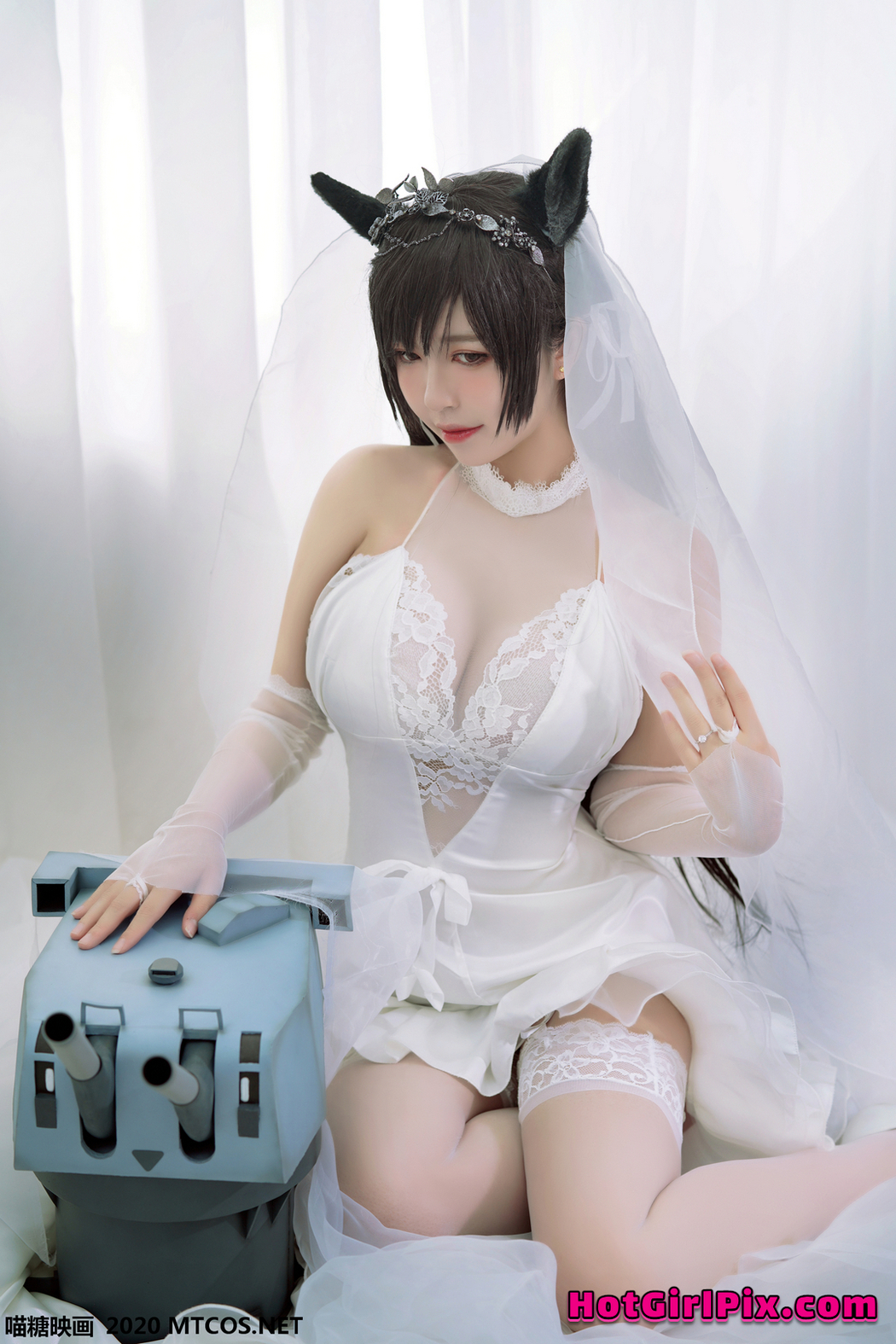 [MTCos] 喵糖映画 Vol.115 半半子 婚纱爱宕