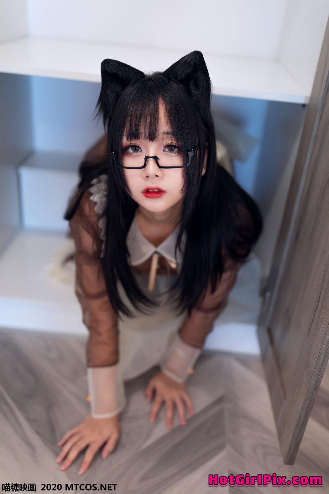 [MTCos] 喵糖映画 Vol.125 棕色透明女佣