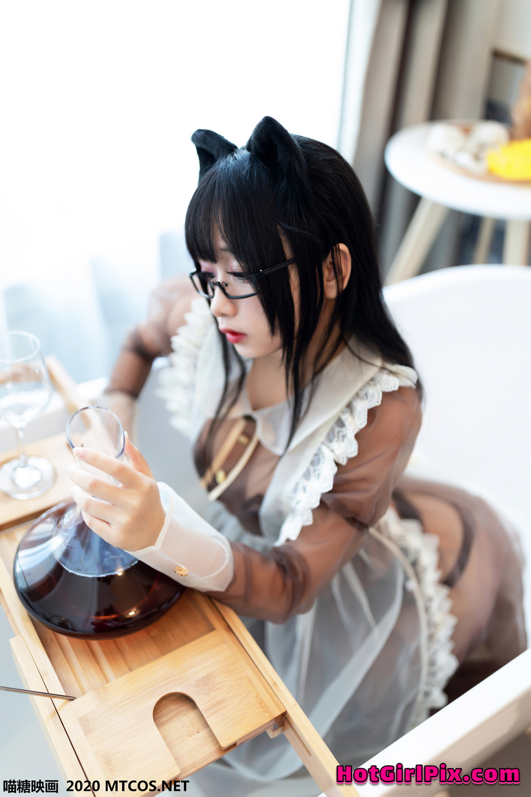 [MTCos] 喵糖映画 Vol.125 棕色透明女佣 Cover Photo