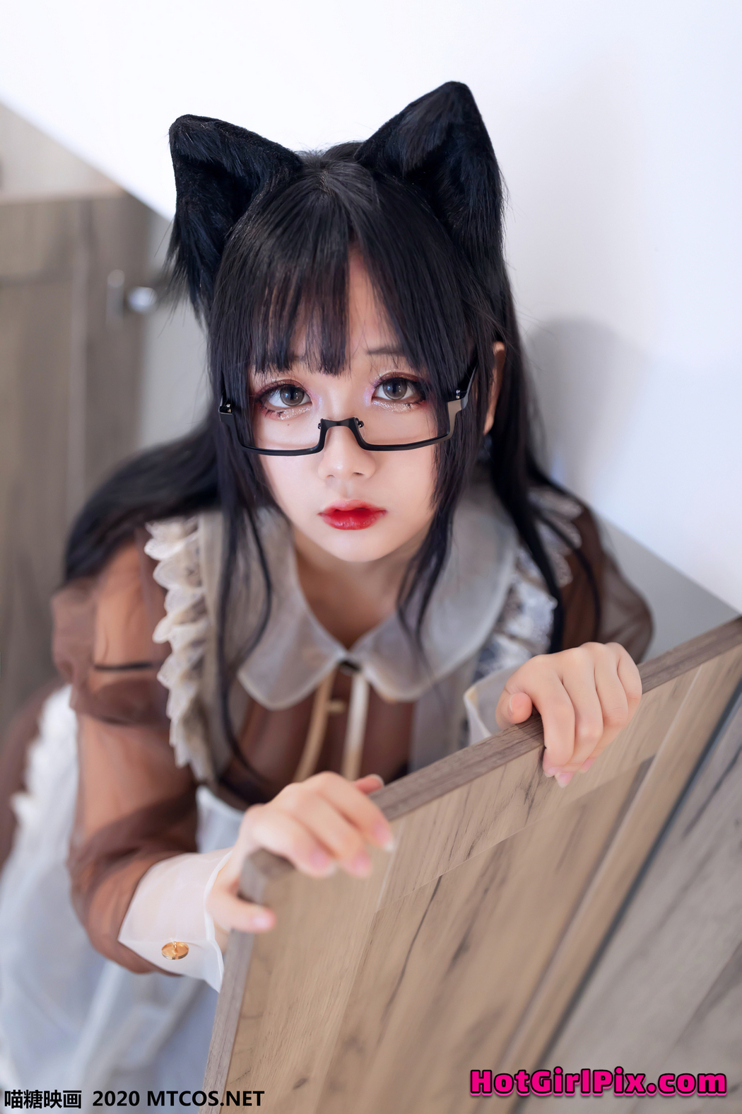 [MTCos] 喵糖映画 Vol.125 棕色透明女佣