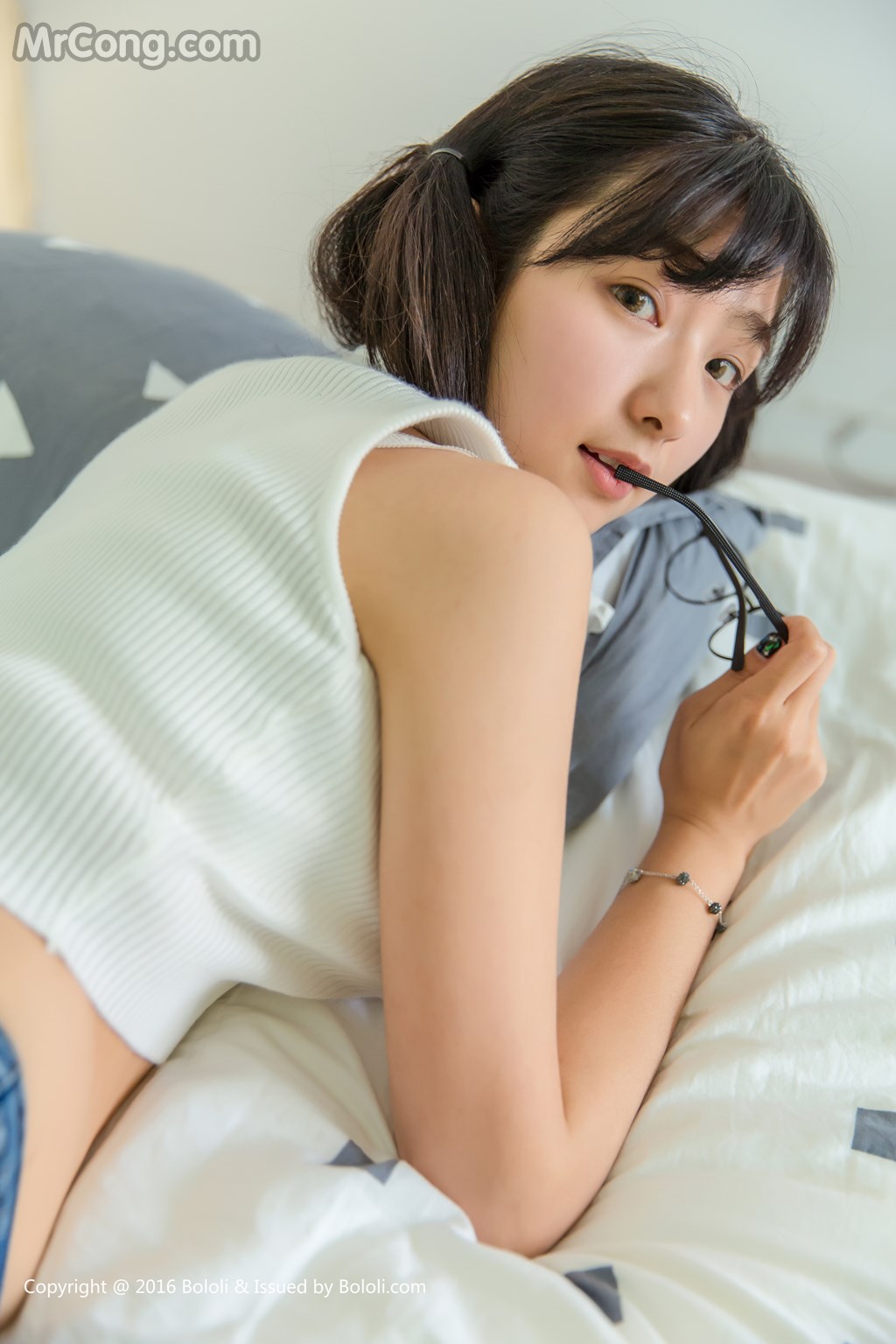 Kimoe Vol.001: Qiu Qiu Zhou Wen (球球周闻) (42 images)