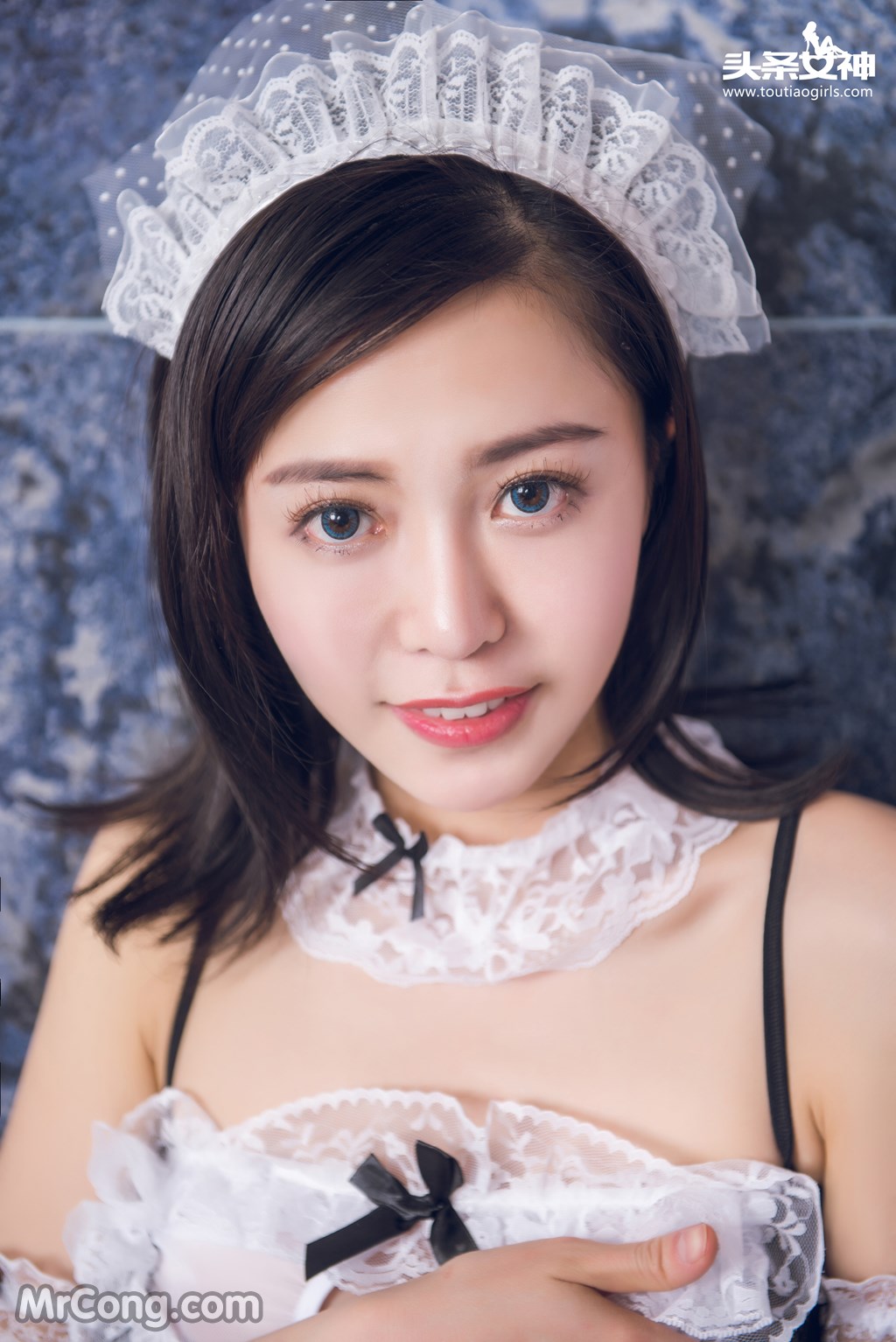 TouTiao 2016-12-23: Xiao Ai (小爱) (22 images)