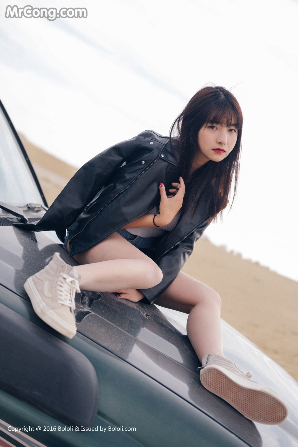 Kimoe Vol.010: Qiu Qiu Zhou Wen (球球周闻) (52 images)