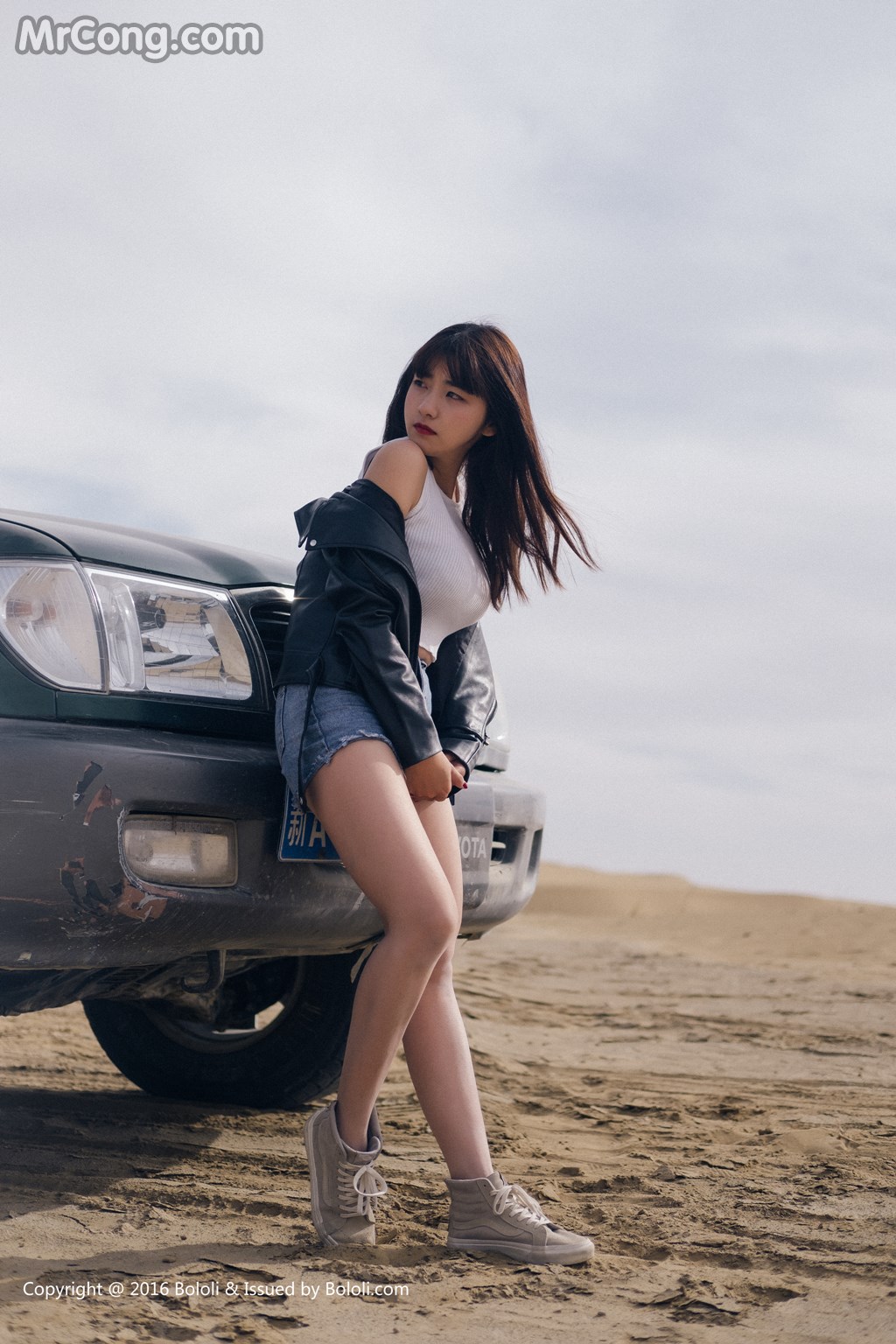 Kimoe Vol.010: Qiu Qiu Zhou Wen (球球周闻) (52 images)