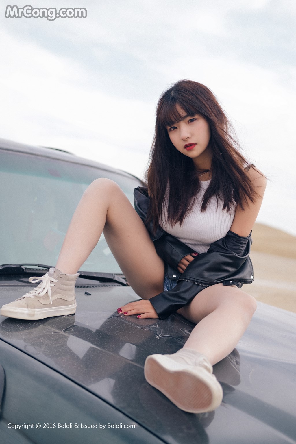 Kimoe Vol.010: Qiu Qiu Zhou Wen (球球周闻) (52 images)