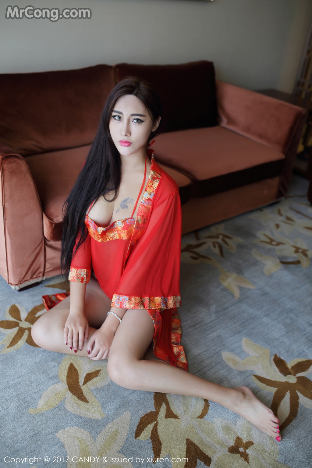 CANDY Vol.006: FoxYini (孟狐狸) (54 images)