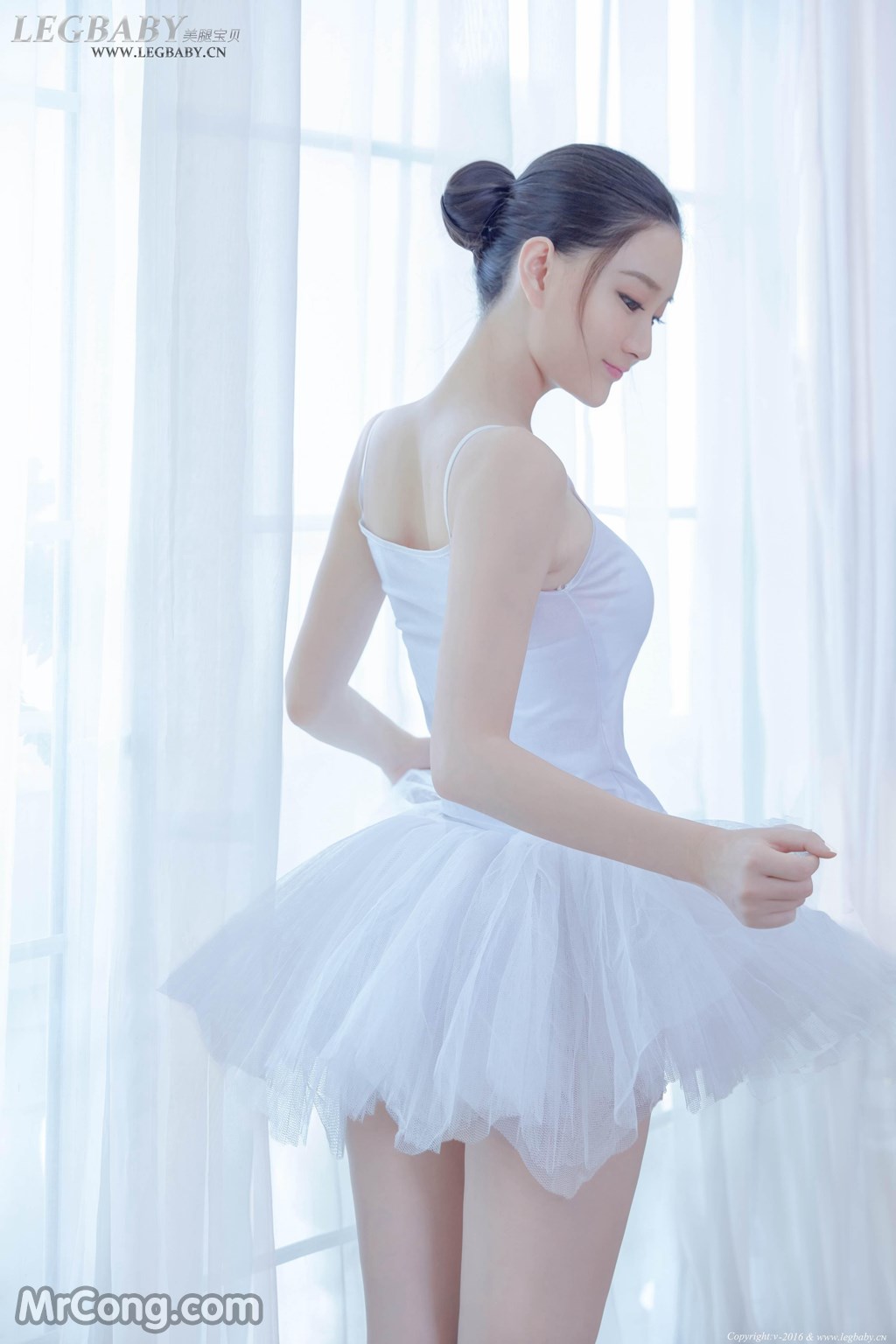 LegBaby Vol.027: Xiao Xiao (潇潇) (64 images)