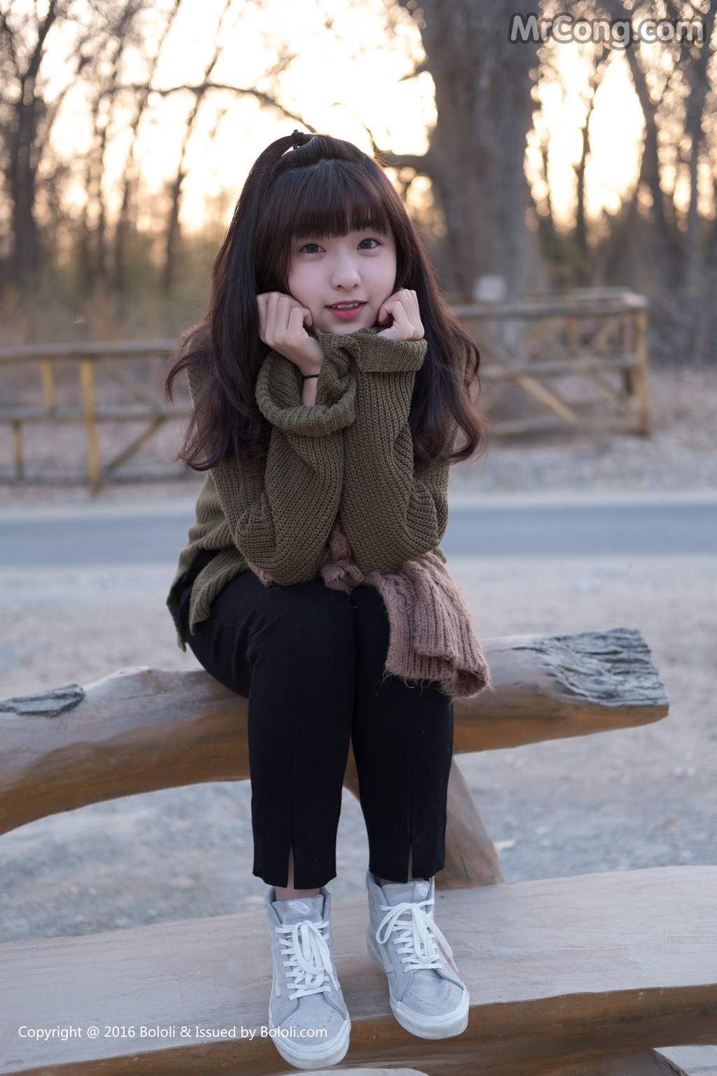 Kimoe Vol.014: Qiu Qiu Zhou Wen (球球周闻) (41 images)