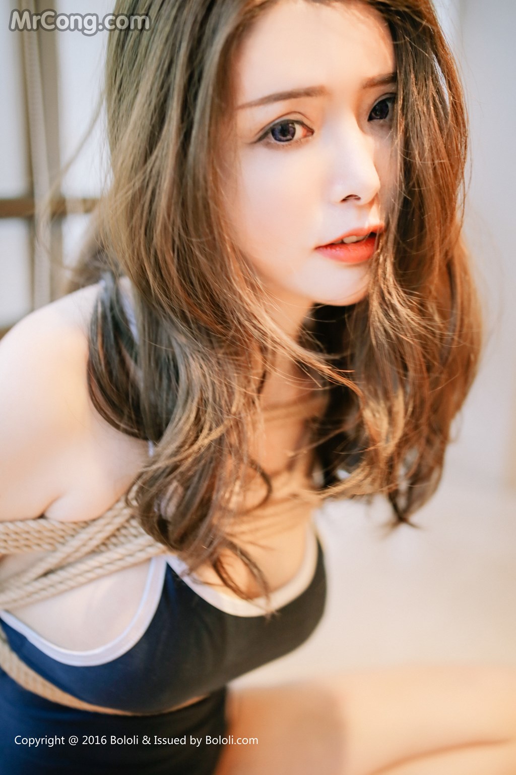 MF Vol.002: Xia Xiao Qiu Qiu Qiu (夏小秋秋秋) (41 images)