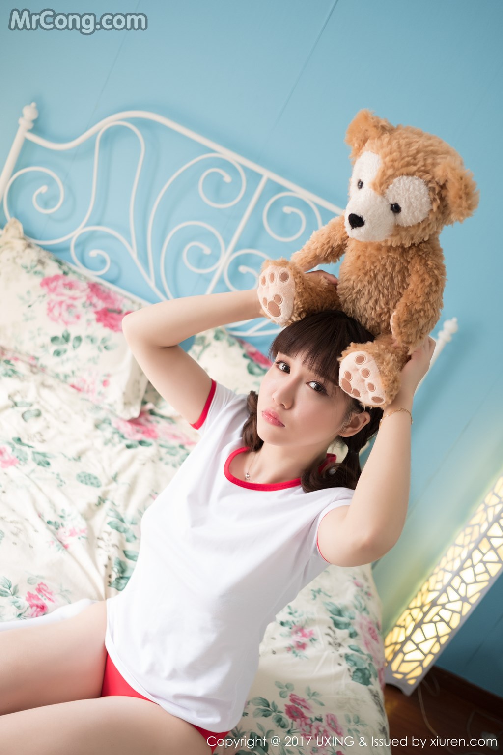 UXING Vol.040: Aojiao Meng Meng (K8傲娇萌萌Vivian) (61 images)