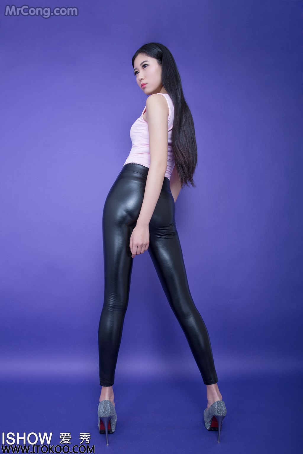 ISHOW No.026: Wendy (文静) (38 images)