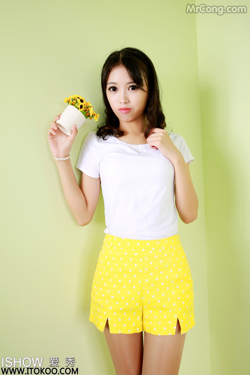 ISHOW No.007: Adela (馨雅) (34 images)