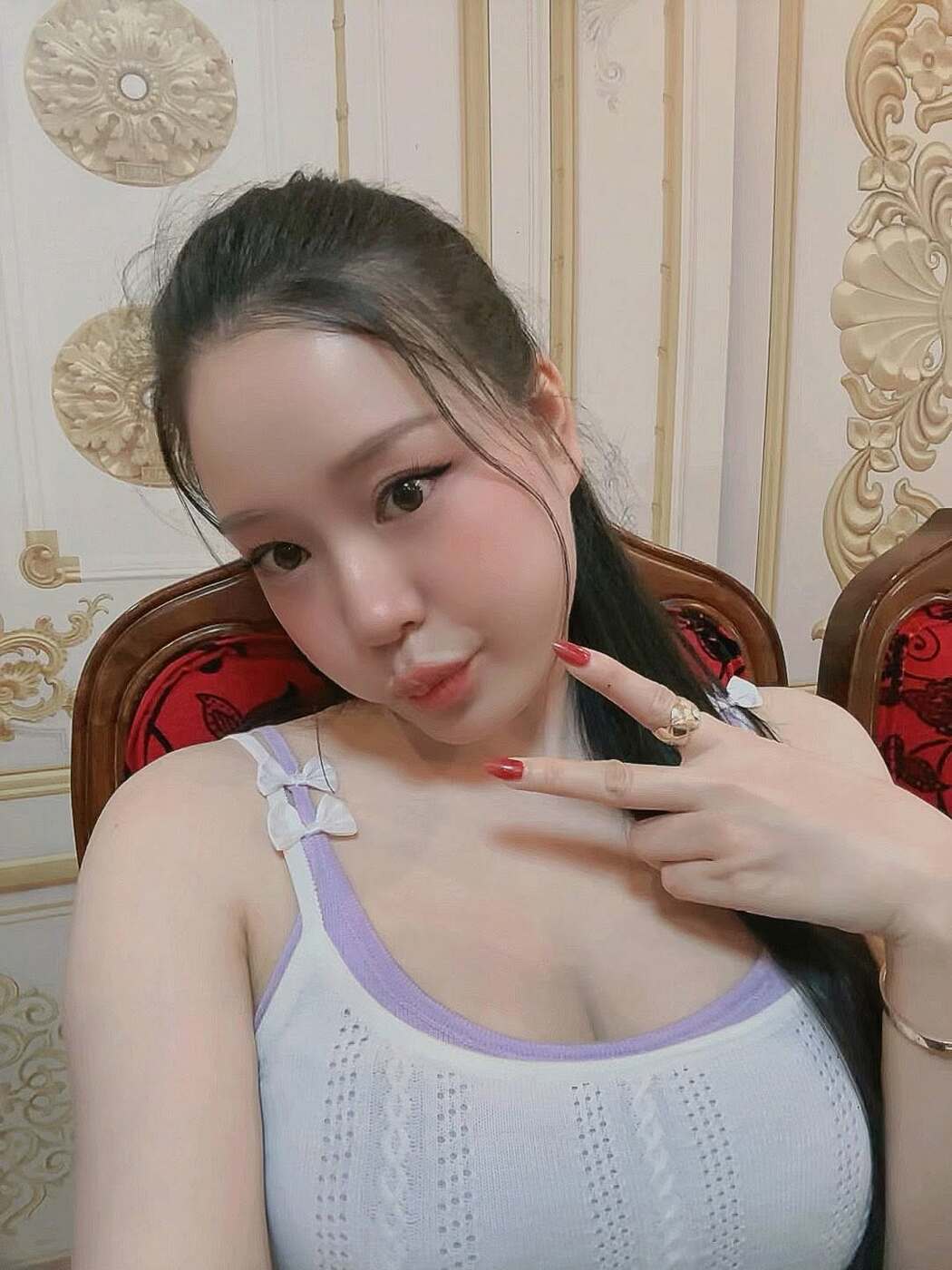 Trần Trưng (Yennie baby)