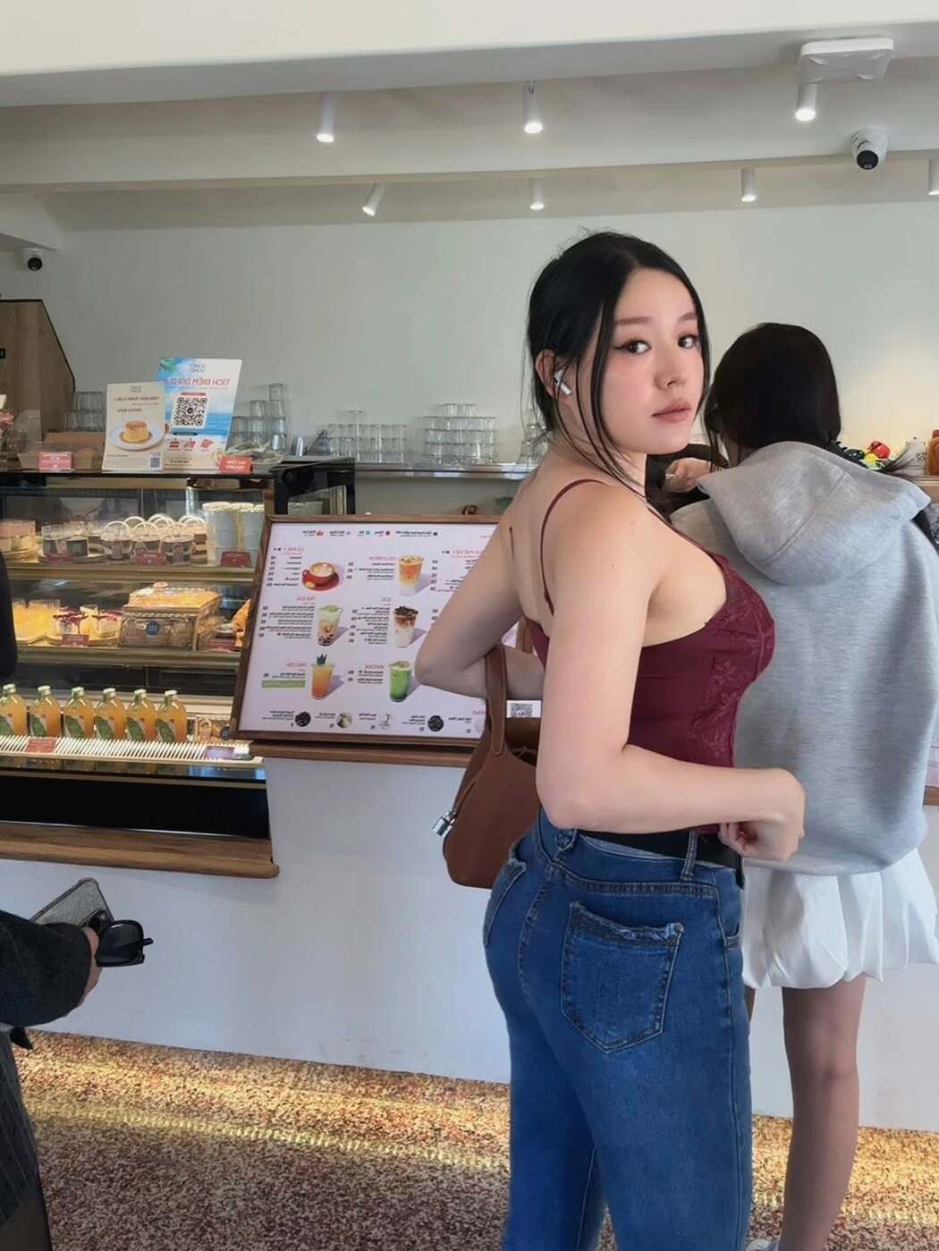 Trần Trưng (Yennie baby)