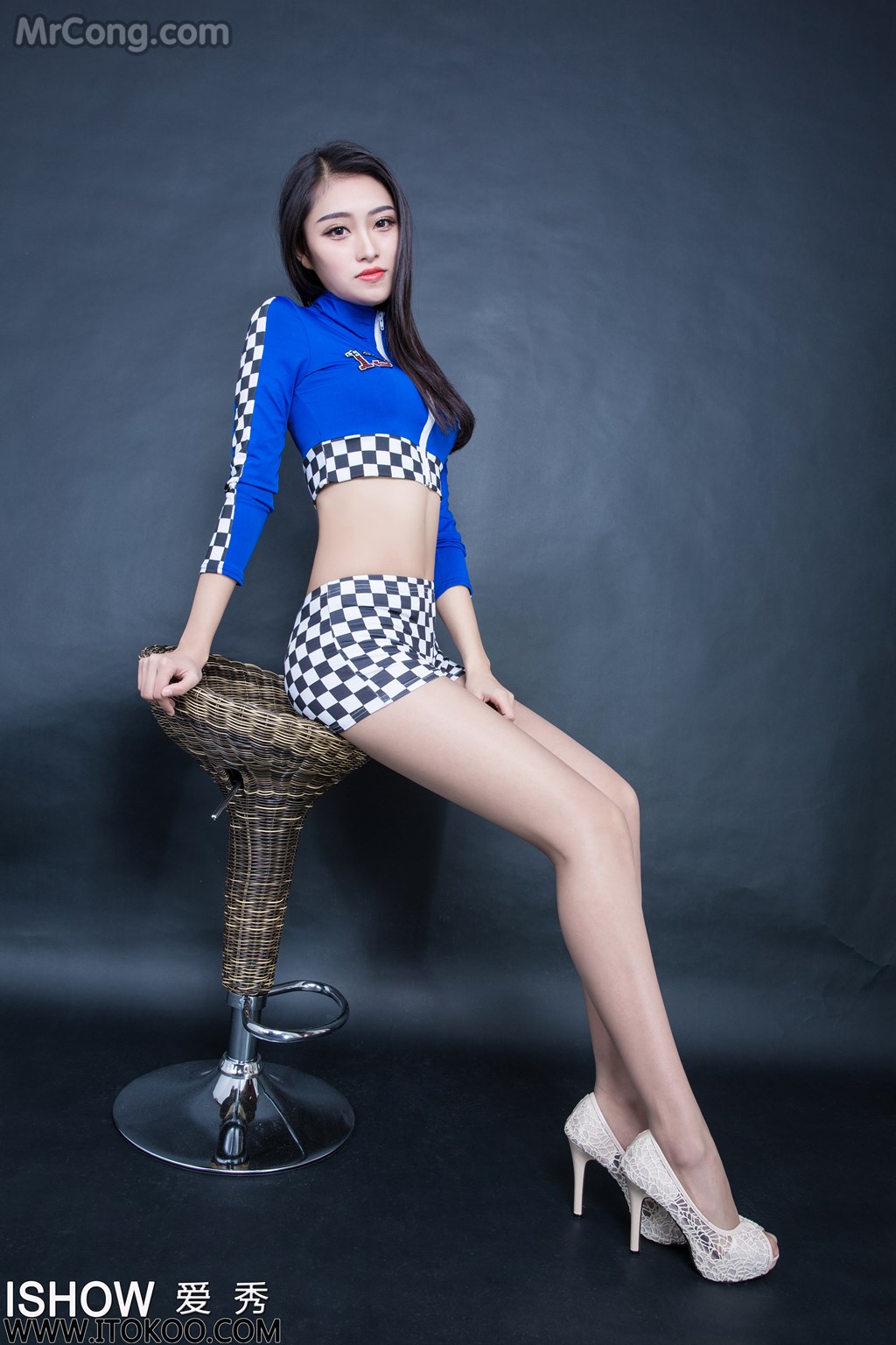 ISHOW No.025: Wang Yu Tong (王钰彤Kimi) (36 images)