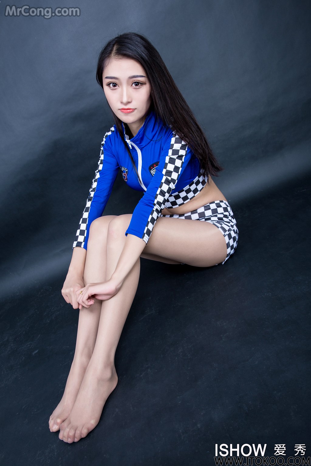 ISHOW No.025: Wang Yu Tong (王钰彤Kimi) (36 images)