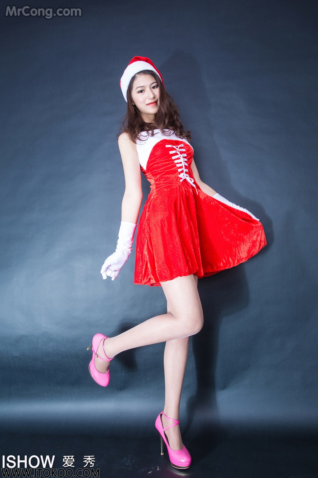 ISHOW No.022: Ke Er (可儿) (37 images)