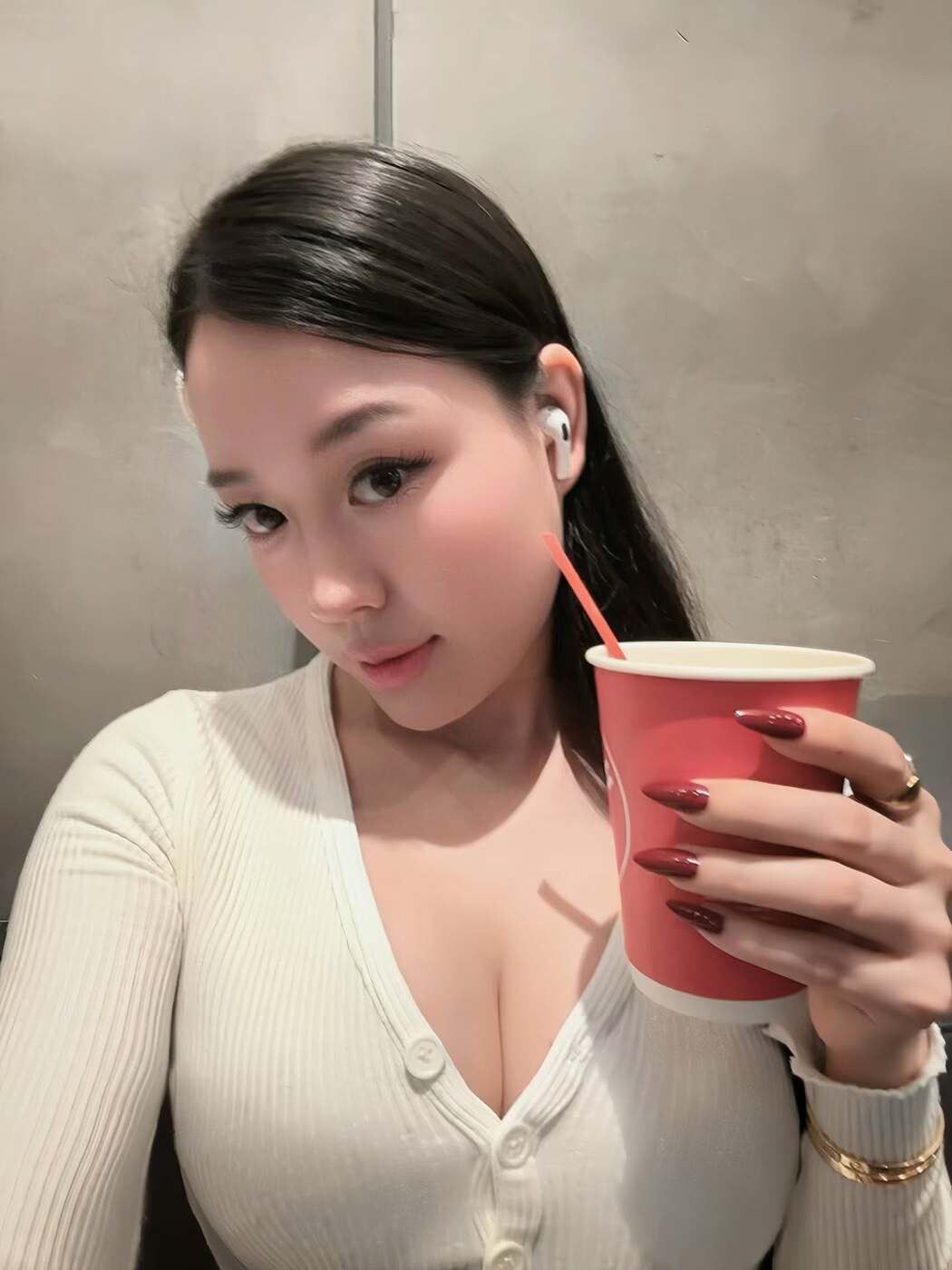 Trần Trưng (Yennie baby)