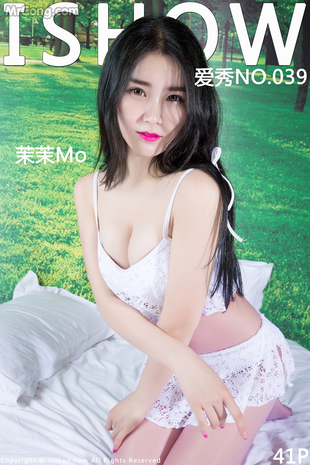 ISHOW No.039: Mo Mo (茉茉) (42 images) Cover Photo