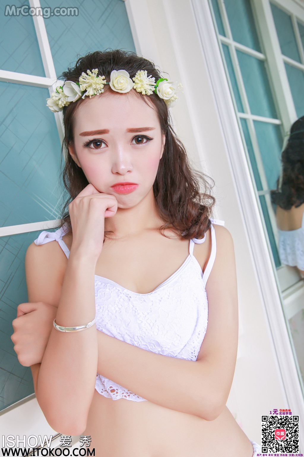 ISHOW No.075: Adela (馨雅) (37 images)