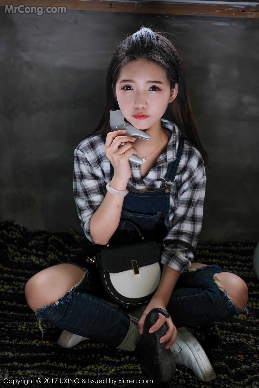 UXING Vol.044: 可爱的小叶子 (41 images)