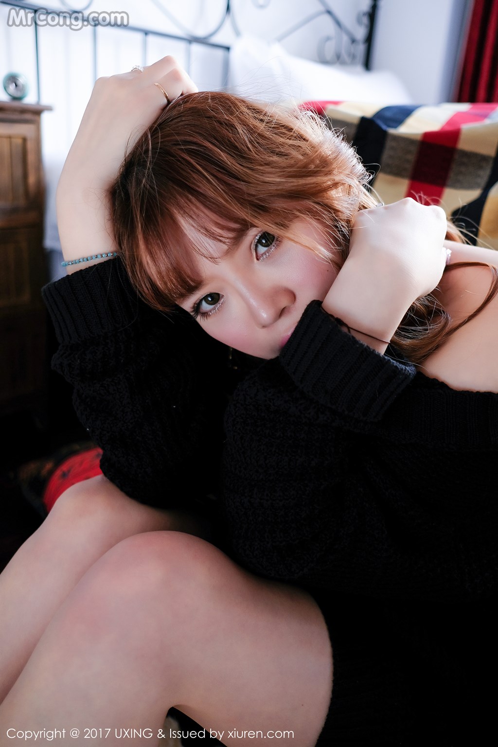 UXING Vol.045: Xiao Emo (小恶魔) (46 images)